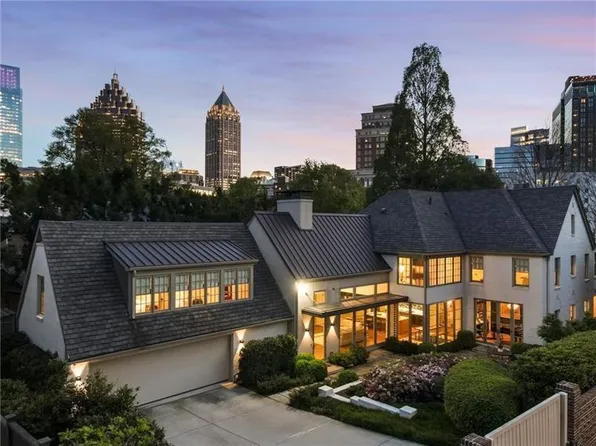 123 Peachtree Cir NE, Atlanta, GA 30309