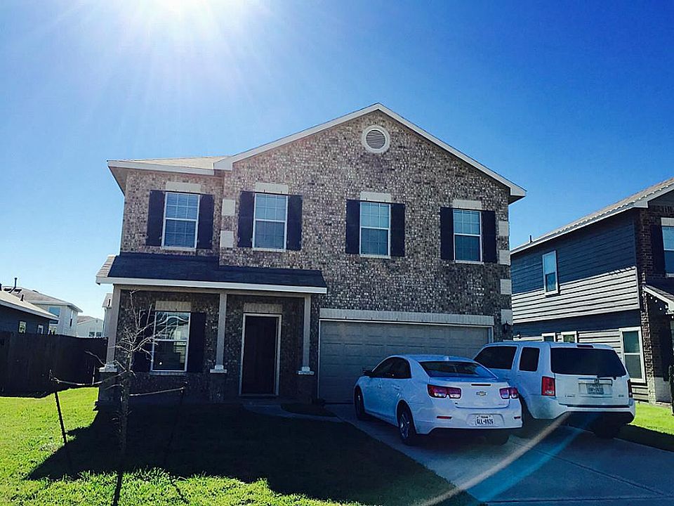 1st image of 19819 Crossfalls Ln