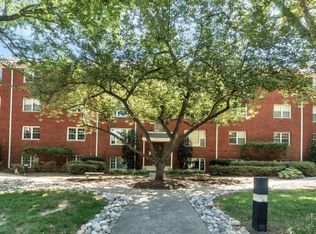 1423 N Nash St UNIT 2-1, Arlington, VA 22209