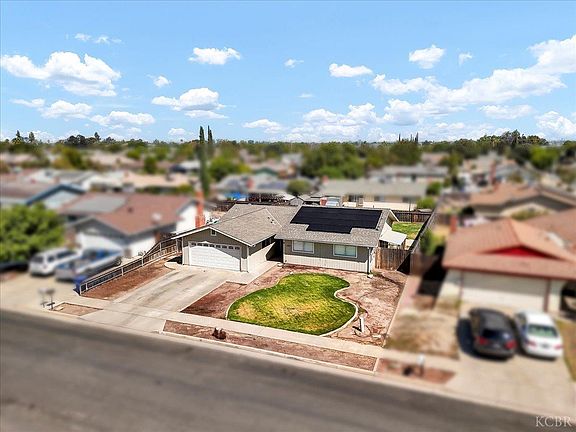 2nd image of 1364 Harvard Pl