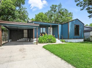 2729 Wallace St, Fort Worth, TX 76105