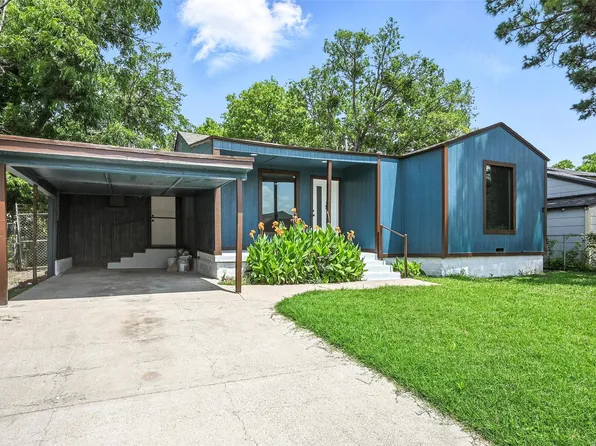 2729 Wallace St, Fort Worth, TX 76105