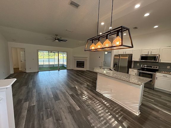 5th image of 2655 Coachman Lakes Dr