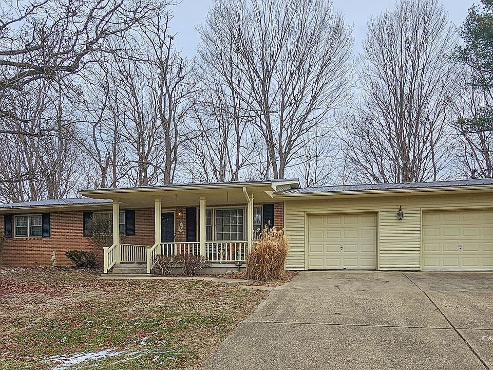 1st image of 174 Sanders Dr