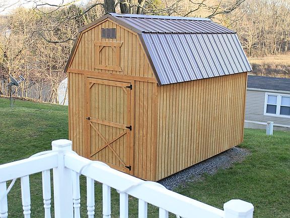 1 yr old amish built shed
