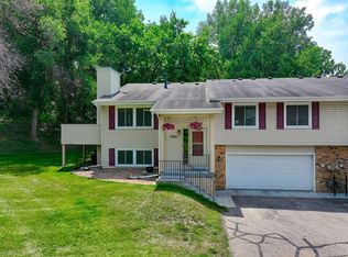 3861 Dolomite Dr, Eagan, MN 55122