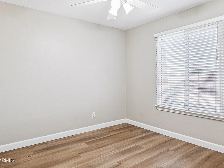 5006 S Birch St — Photo 22