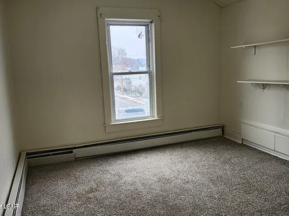 143 Fort St, Forty Fort, PA 18704