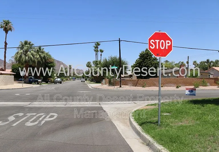 52020 Avenida Mendoza — Photo 19