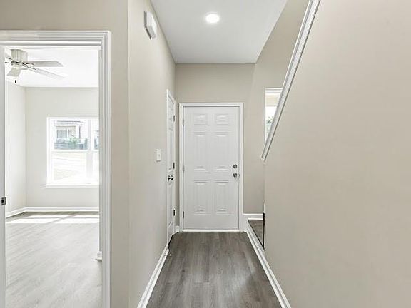 5th image of 18 McGhee St