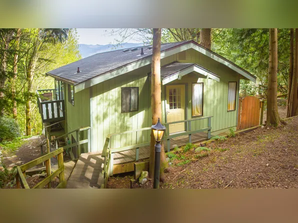 13A N Summit Dr, Bellingham, WA 98229