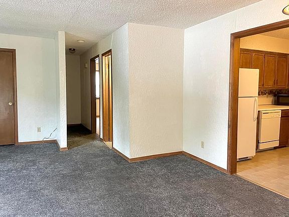 2nd image of 517 A St NW #7