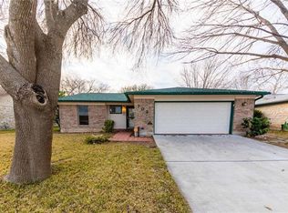 702 Pigeon Forge Rd, Pflugerville, TX 78660