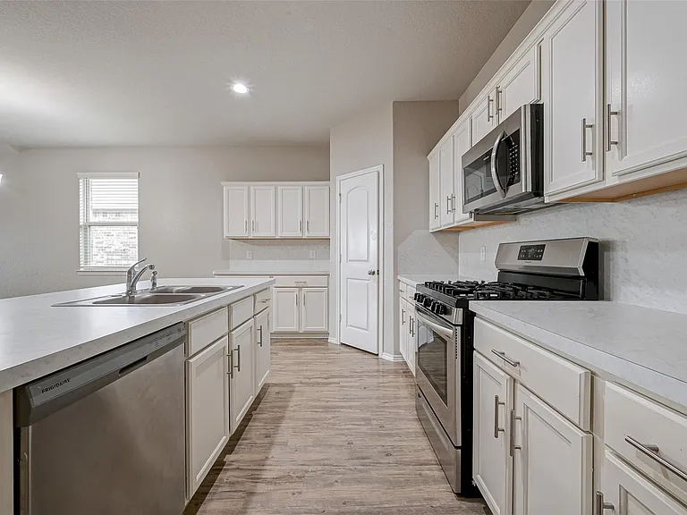 20814 Azelea Field St — Photo 10