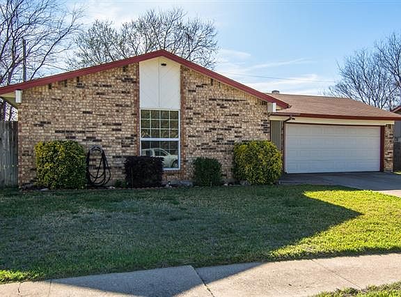 3rd image of 6304 Melinda Dr
