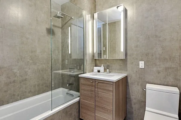 Rented by Compass | media 21