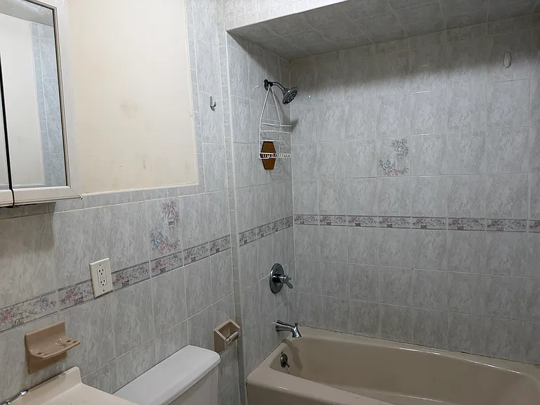 413 Avenue C #3 — Photo 8