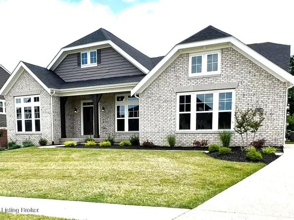 15714 Shadowalk Dr, Louisville, KY 40245