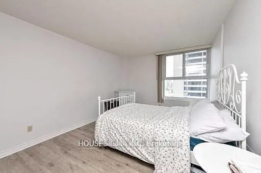 1785 Riverside Dr #1201 — Photo 11