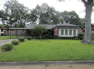 2303 Buchanan Dr, Baytown, TX 77520