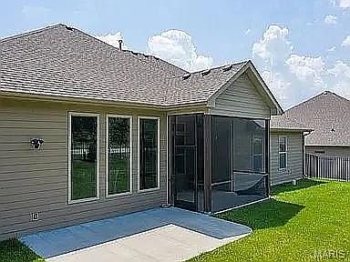 3rd image of 1205 Shallow Ridge Cir