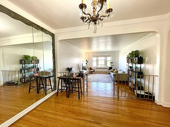 4th image of 8449 168th St APT 4U