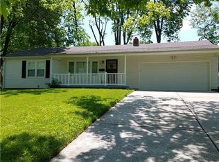 9805 Linwood Blvd, Independence, MO 64052