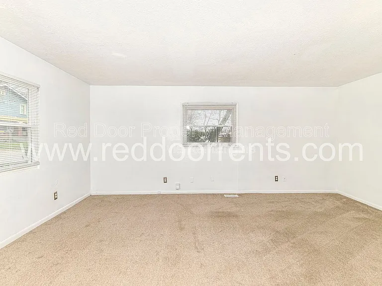5361 E Burgess Ave — Photo 7