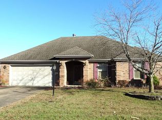 3219 Park Ridge Dr, Evansville, IN 47715