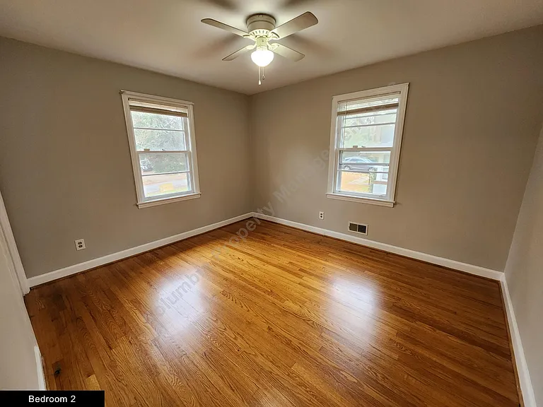 4033 Yale Ave — Photo 11