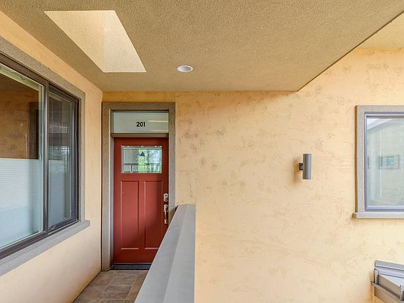 4th image of 180 Clear Creek Dr APT 201