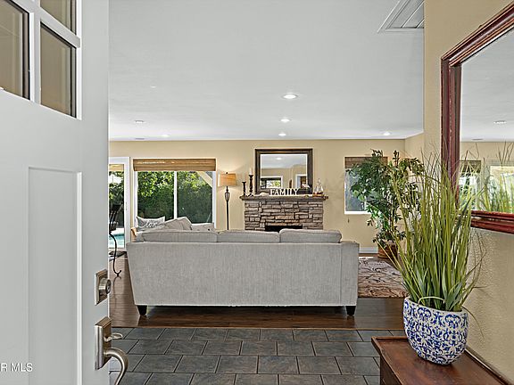 3rd image of 3363 W Corning St