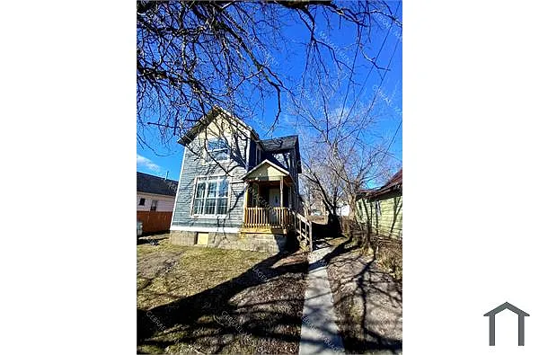 2524 Hermansau St photo 1