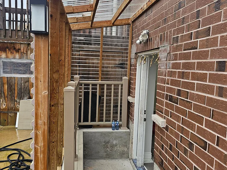 116 Miracle Trl — Photo 21