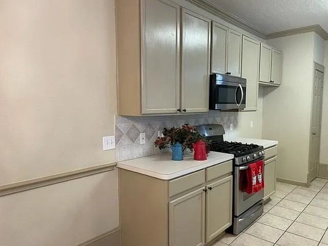 17439 Prospect Meadows Dr — Photo 2