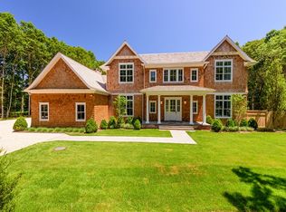 121 Noyac Path, Water Mill, NY 11976