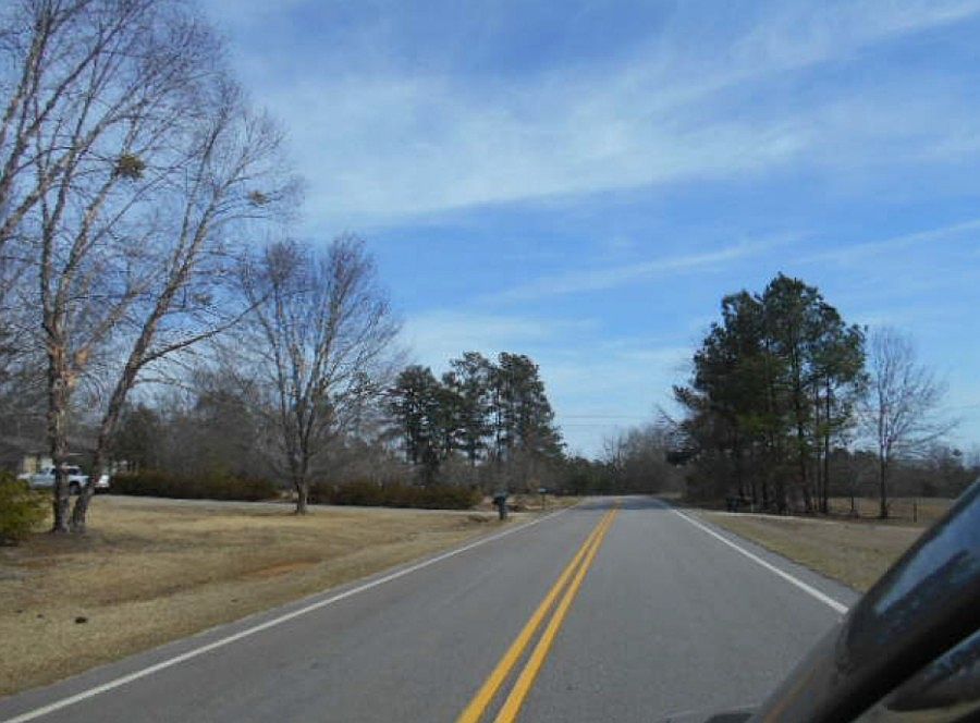 2nd image of 1024 Bradley Mill Rd