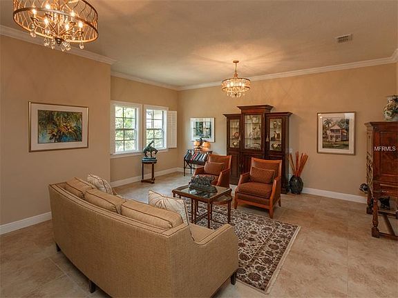 3rd image of 1812 Harland Park Dr