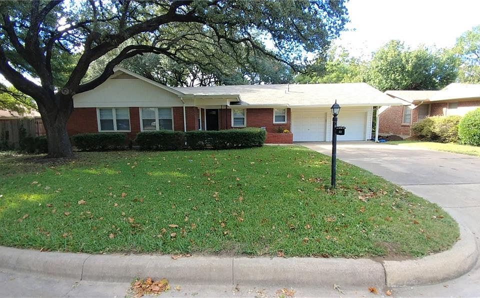 1st image of 4820 Waldron Ave