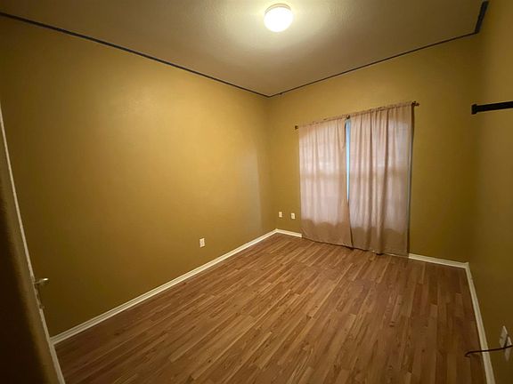 2nd image of 11316 Granados St