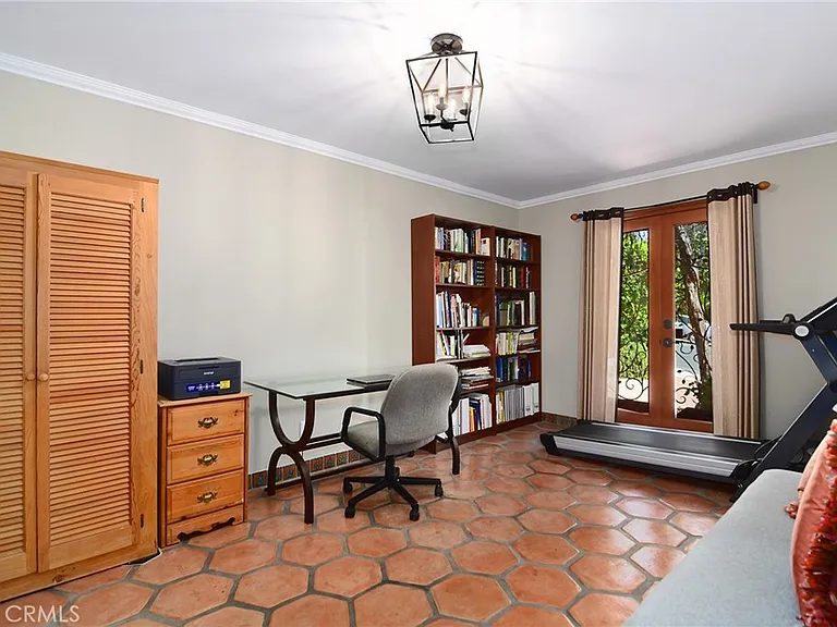 18690 Pasadero Dr — Photo 35