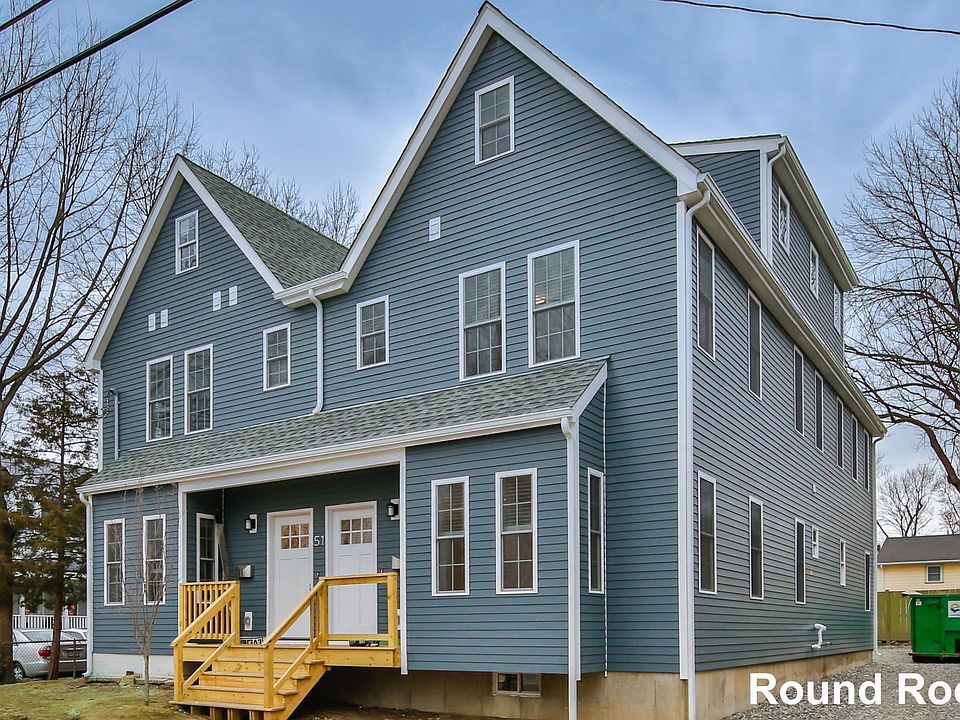 2nd image of 17 1st St #2E