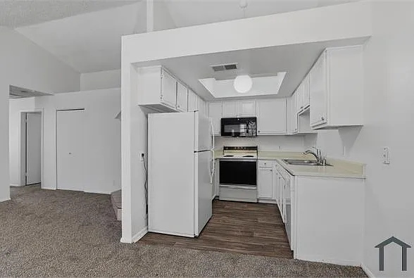5355 Rod Ct #101 — Photo 5