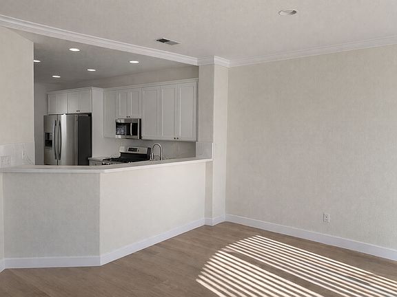 4th image of 10980 Ivy Hill Dr Unit 6