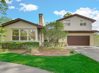 6747 W Shiawassie Dr, Palos Heights, IL 60463