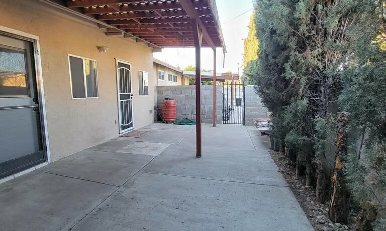 1854 Morrison St — Photo 6