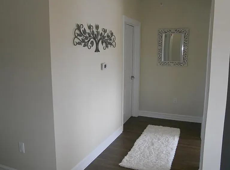 945 Kenmore Ave — Photo 13