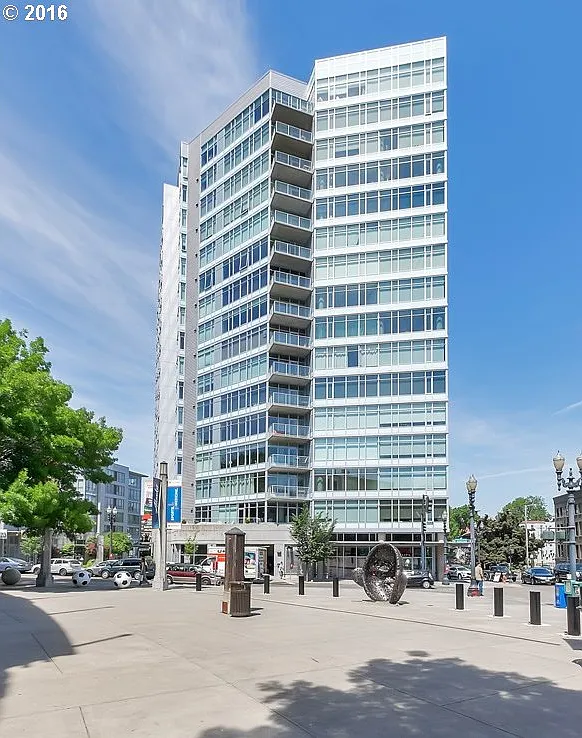 1 bed, 889 sqft, $2,195 — Photo 1
