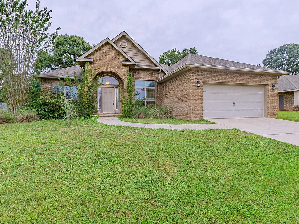 3555 Autumn Woods Dr