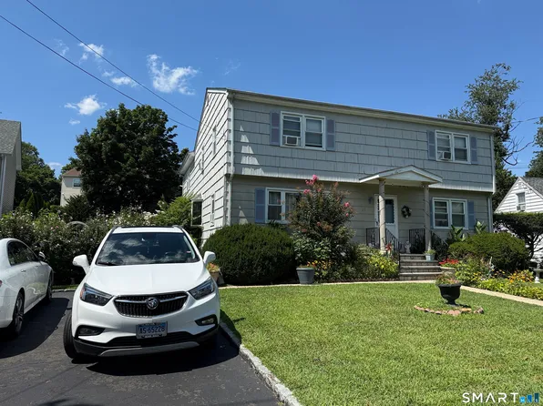 29 Cowan Avenue, Stamford, CT 06906
